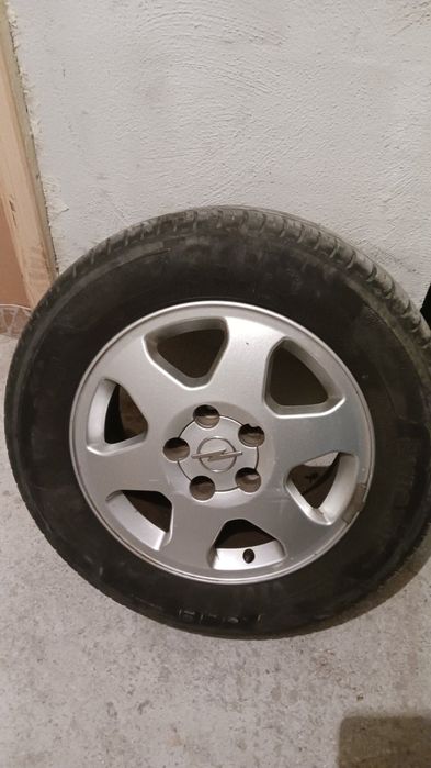 Летни гуми с джанти Opel Zafira