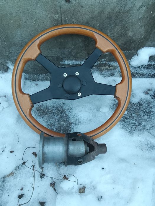 Продам руль 20 на любое авто