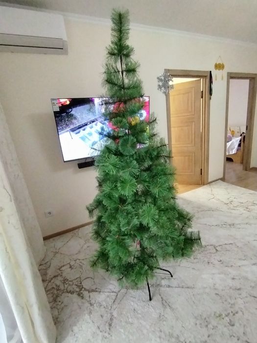 Продам искусствиную ёлку