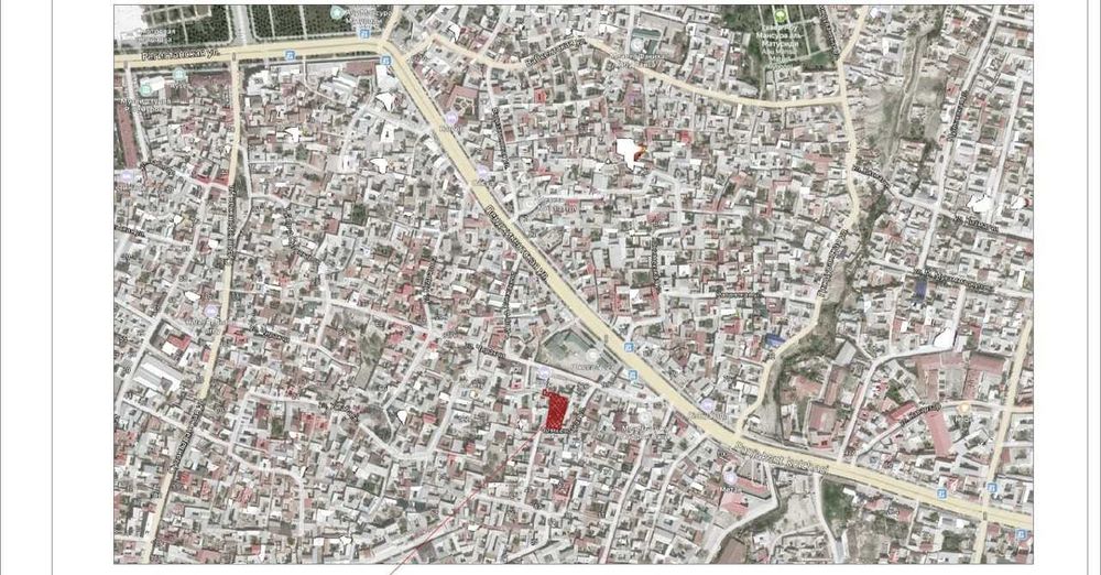 Продаётся участок 5 соток с недостроем под гостиницу-центр Самарканда