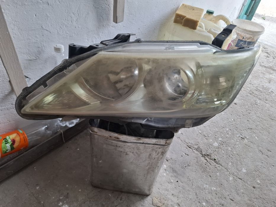 Продам фары камри 50 европеец