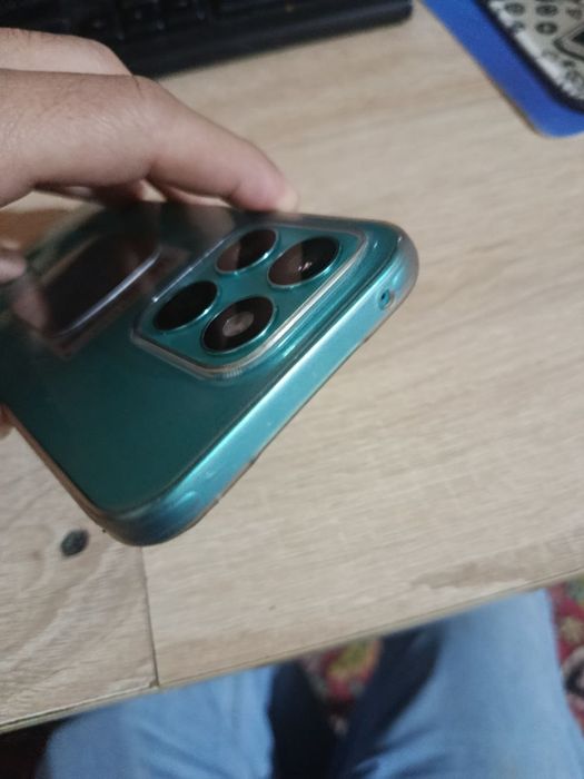 Honor x8c 256tali sotiladi srochni