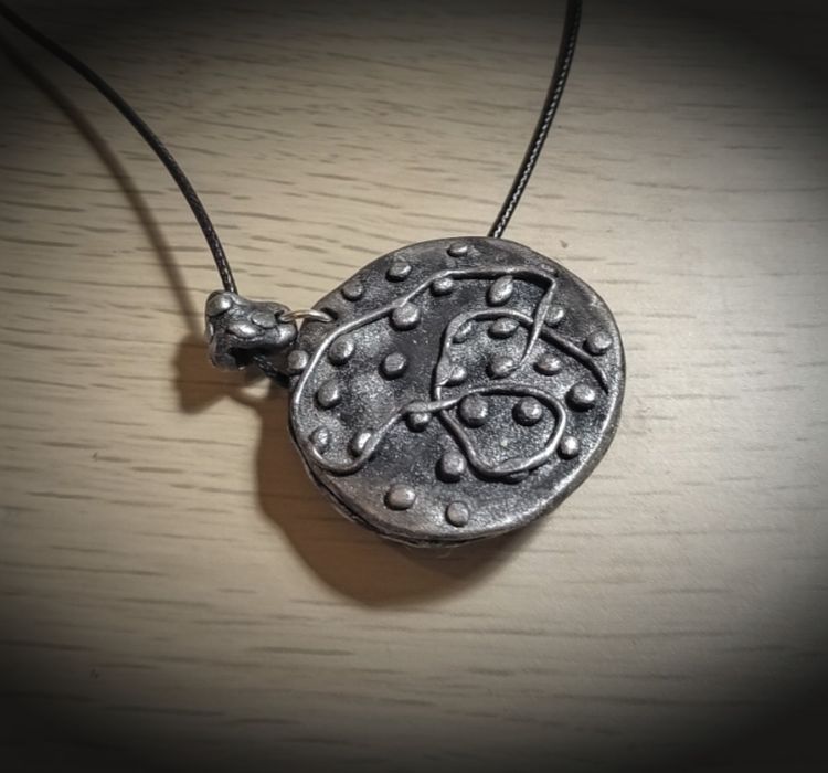 Pandantiv unicat handmade cu piatră de sticlă