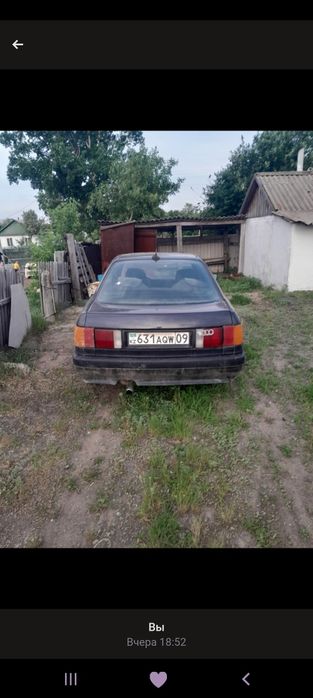 Автомобиль audi 80