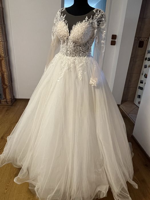 Vand rochie de mireasa