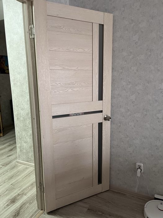 Двери дежкомнатные от бк строй