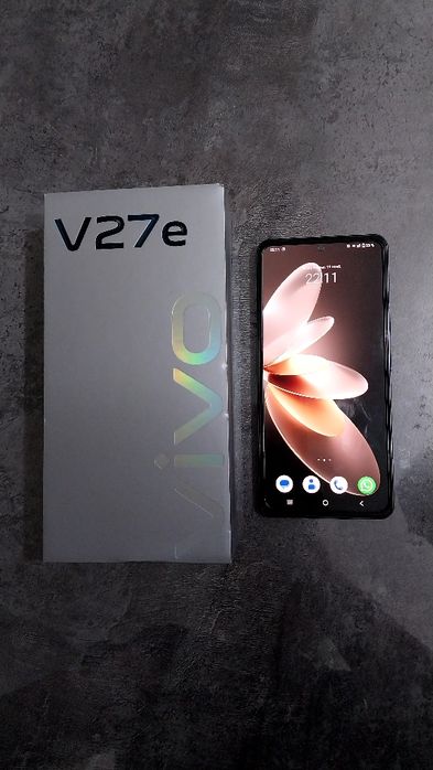 vivo v27e телефон