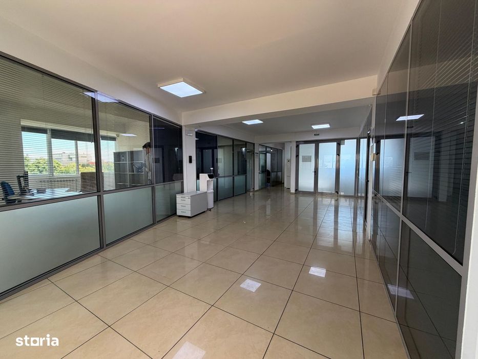 Spatiu comercial Birouri 208 mp + Terasa 196 mp