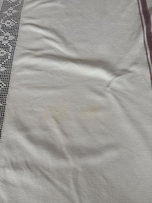 Fata de masa tesuta la razboi / fata de masa traditionala