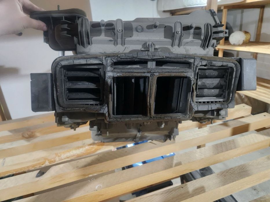 блок отопителя и кондиционера от Mercedes-Benz w210