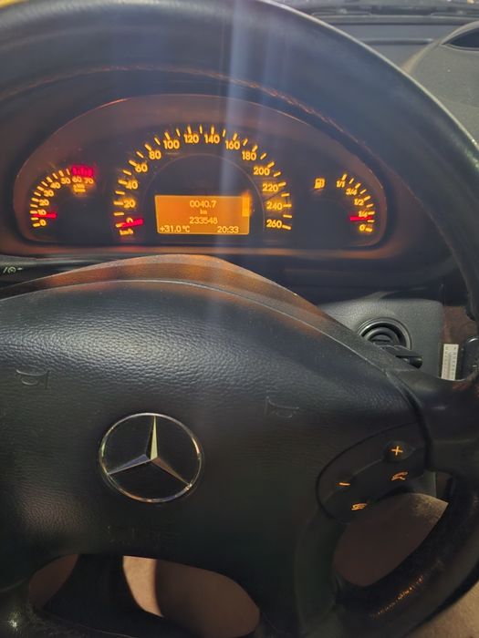 Vând  Mercedes Kompresor c200