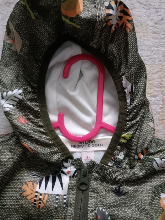 Geaca vânt/ ploaie 3 ani