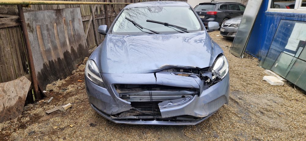 Volvo V40 2020 Avariat