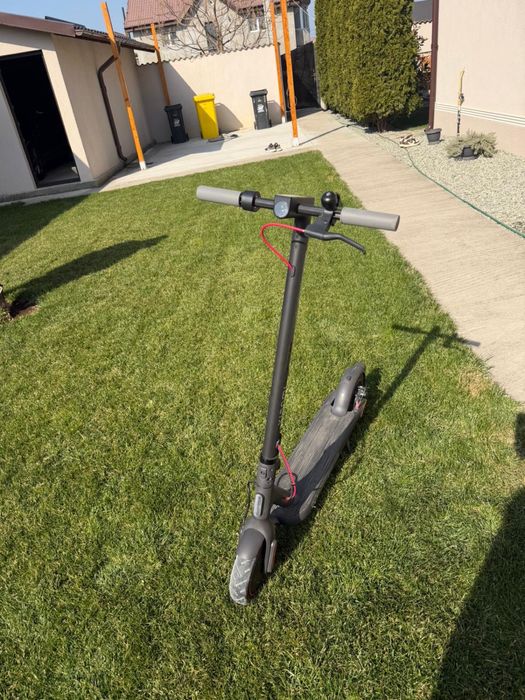 Trotineta electrica xiaomi 4 pro impecabila