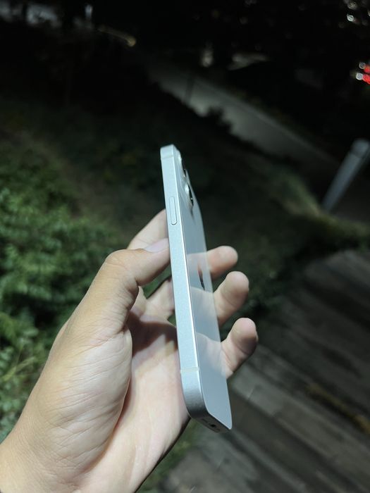 iPhone 13 128гб идеал