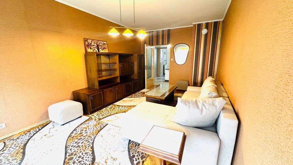 Дава се под наем Тристаен апартамент в София, Гео Милев - 90 кв.м за 548.25 € - Снимка #2