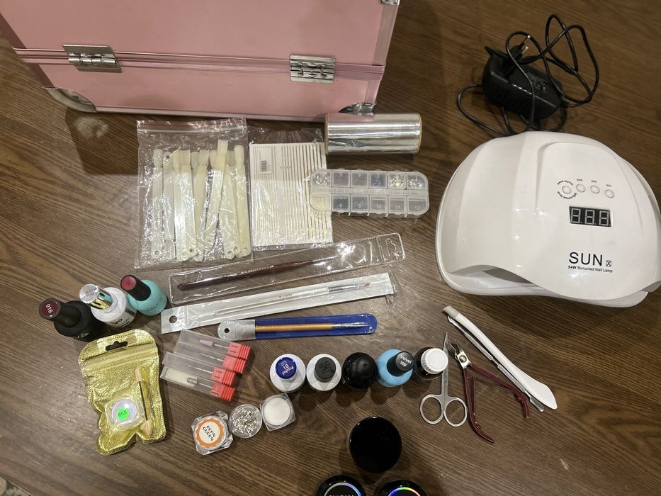 Продам все для маникюра