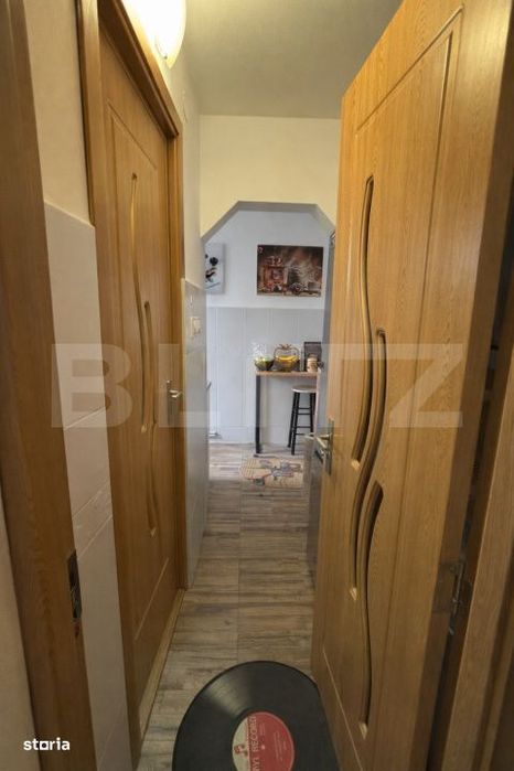 Apartament 3 camere, 56 mp, zona Dambu