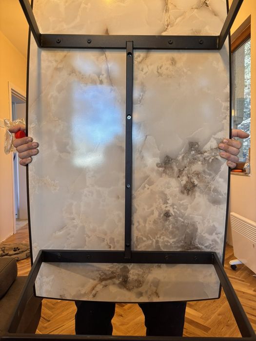 Холна маса не исползвана