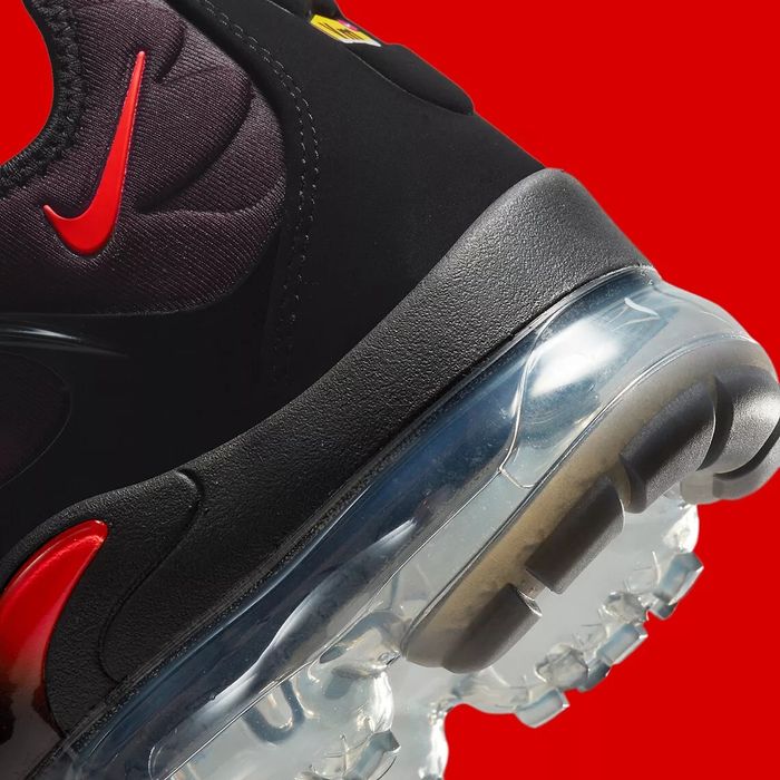 Nike VaporMax plus "Red/Black"