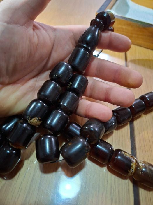 Кехлибарена броеница-tesbih