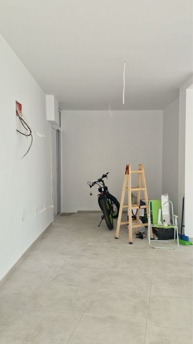 Помещение под наем кв.Еленово