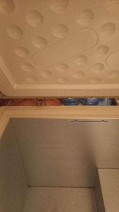 Продам морозилку б/у