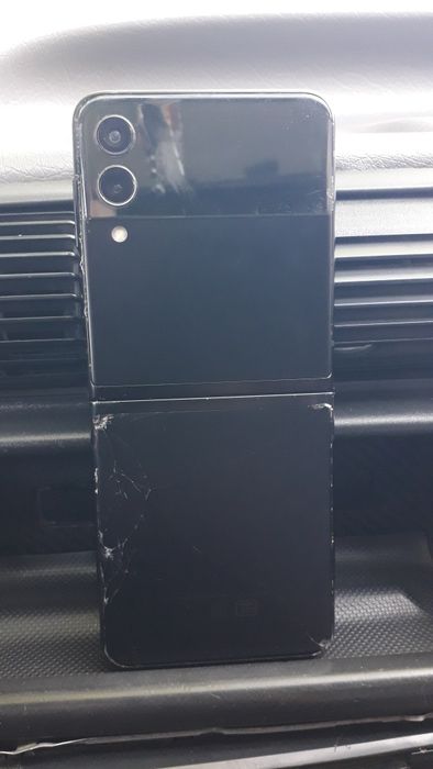 Samsung Galaxy Z Flip3 5G