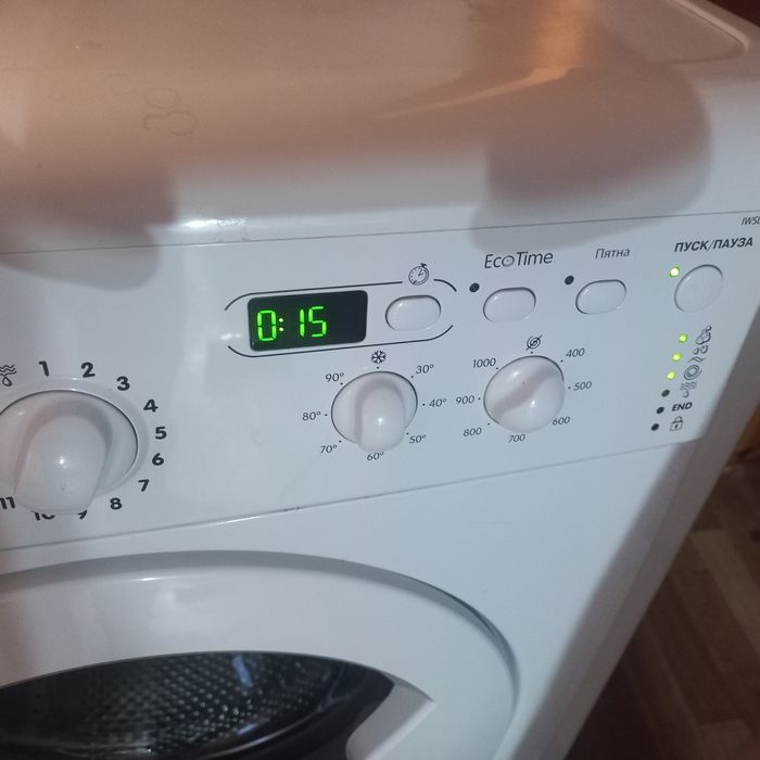 Продам стиральную машинку.