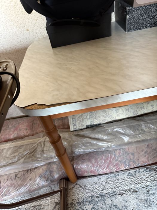 Продам обеданный стол