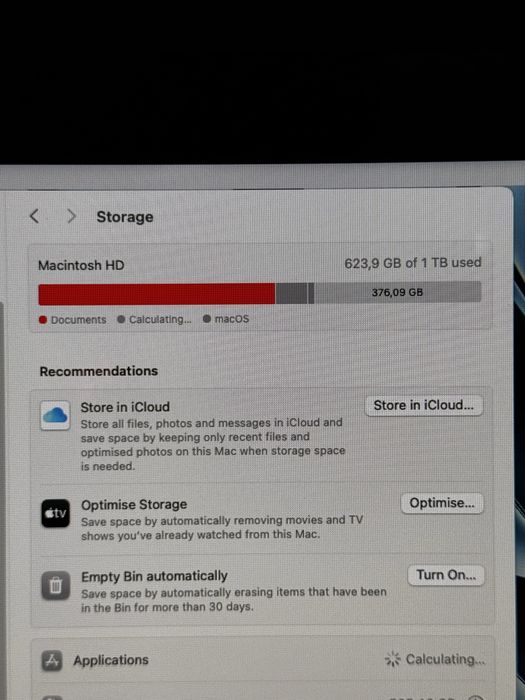 Настолен iMac 21.5” / i5 / 16GB RAM / 1TB + клавиатура подарък