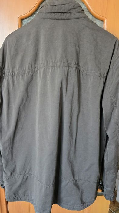 Продам фирменную куртку