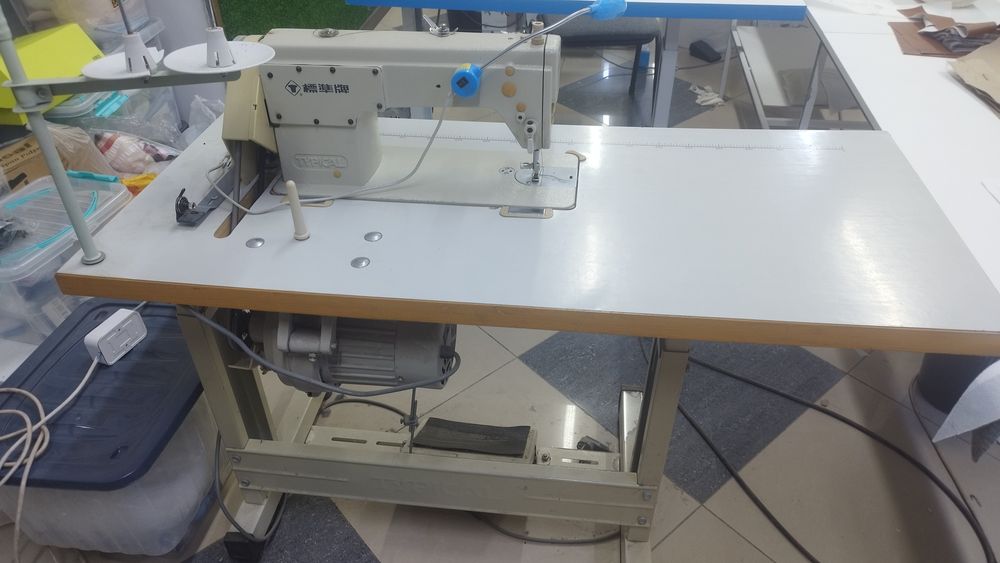 Швейная машинка Tupical