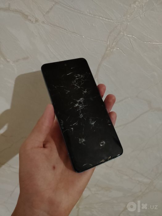 Infinix hot  40i