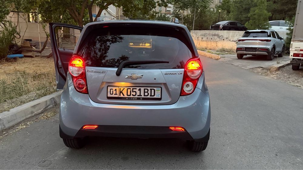Spark sotiladi avtomat full