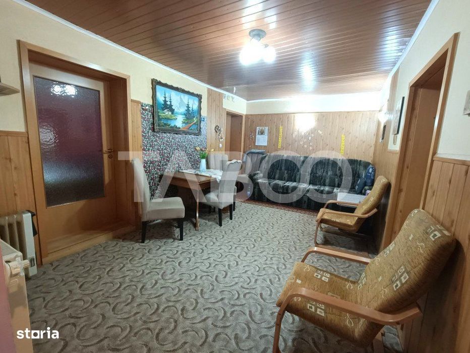 Casa cu 4 camere si curte 400 mp cu acces auto de vanzare in Selimbar