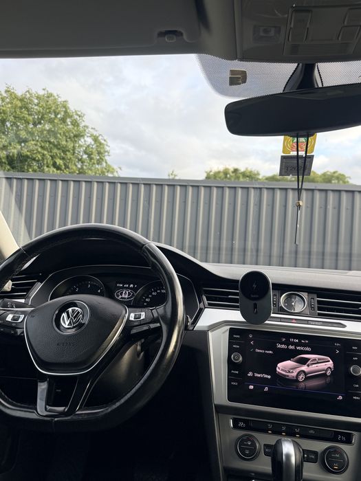 Vând Passat 2019