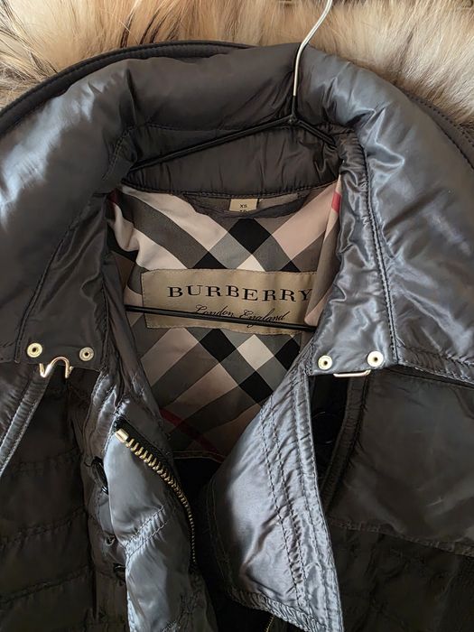 Geaca burberry marimea xs