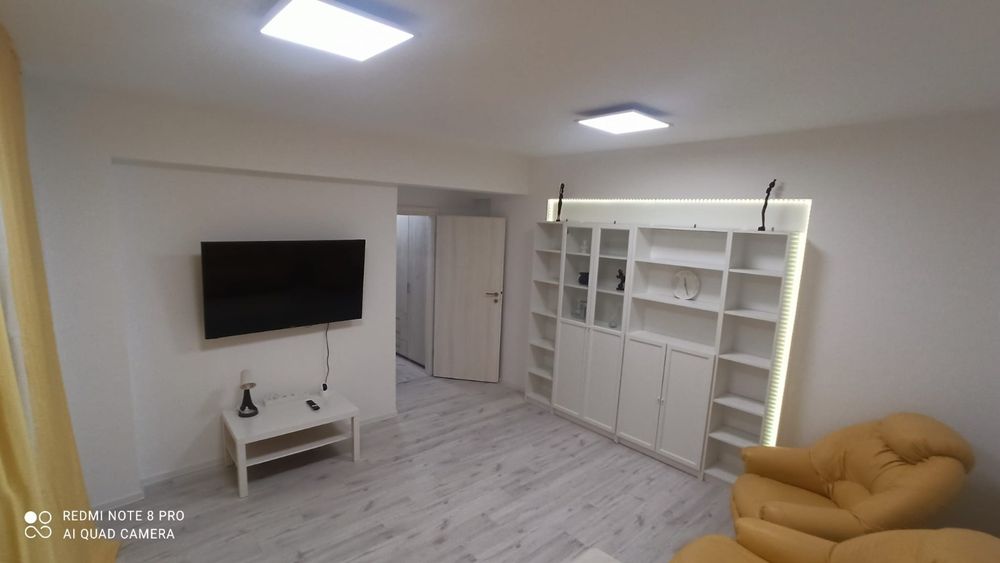 Închiriez garsonieră in complexul Vivamus Residence
380 €
/ lună