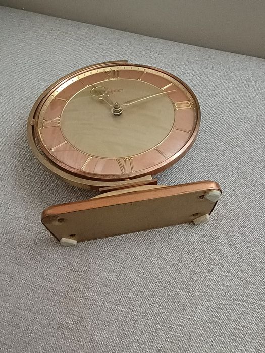 Ceas de masa rotativ Urgos