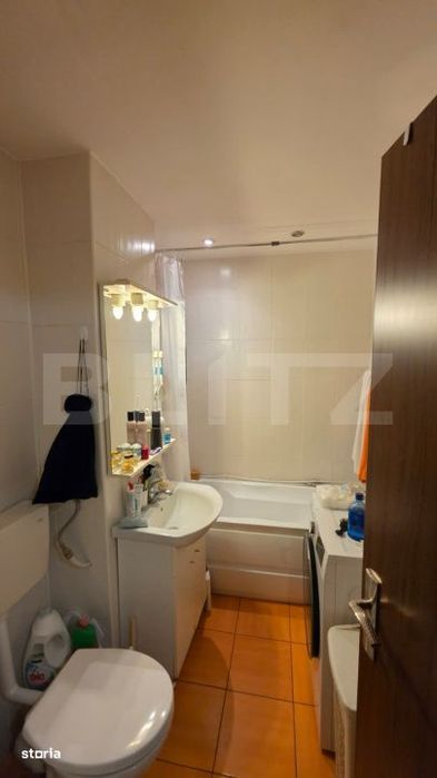 Apartament 2 camere, decomandat, Complexul Studentesc, bloc anvelopat