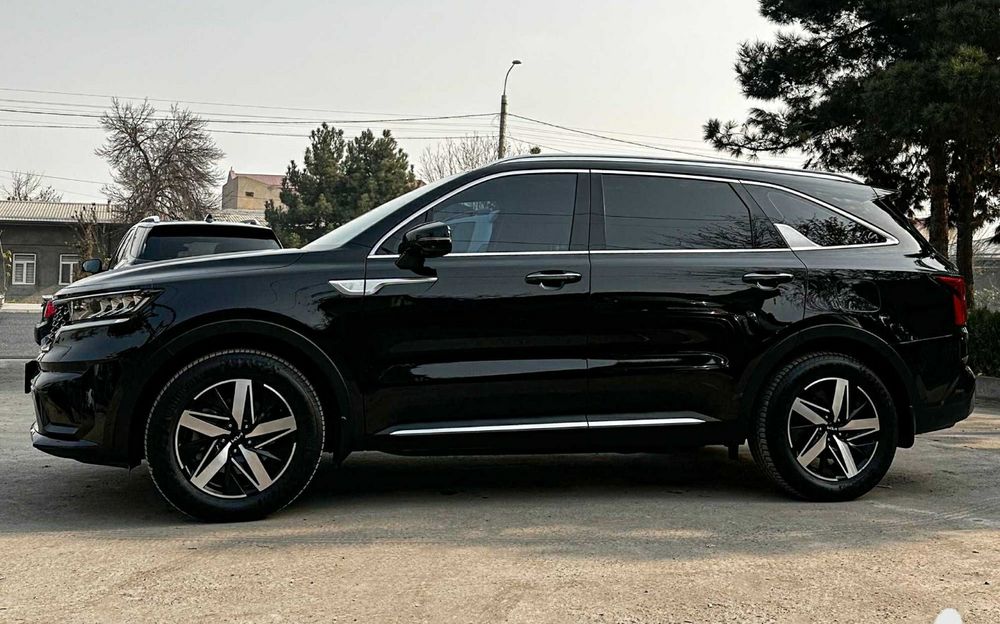 Kia Sorento Prestige 2.5l 2023 SROCHNA SOTILADI!!