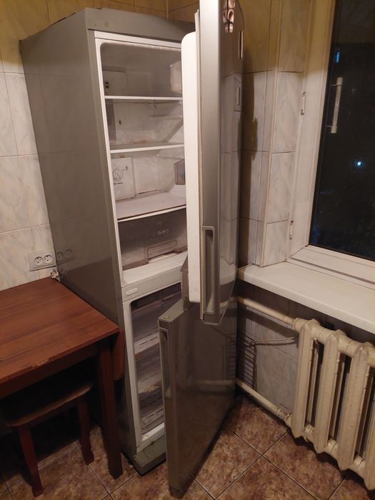 Сейф металлический