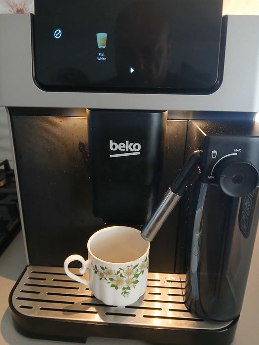 Espressor automat Beko CaffeExperto