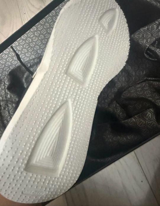 Adidasi originali philipp plein noi