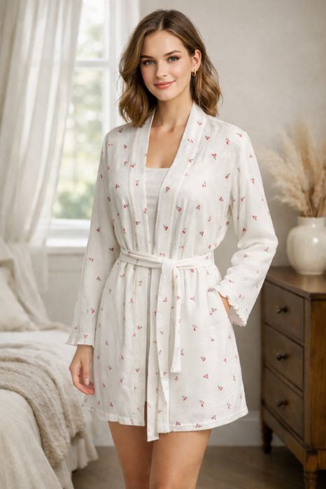 Женская нежная пижама