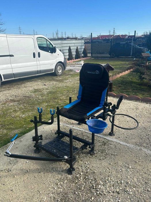 Scaun Feeder Preston Absolute + Platformă Inception + accesorii