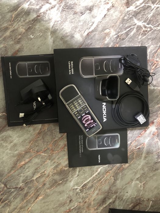 Nokia 8800 Carbon