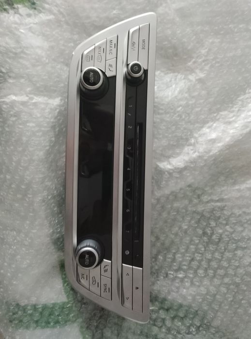 Modul de control al climatizării automate BMW