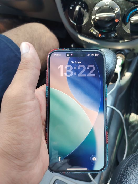 IPhone 15 pro max sotiladi xolati zur